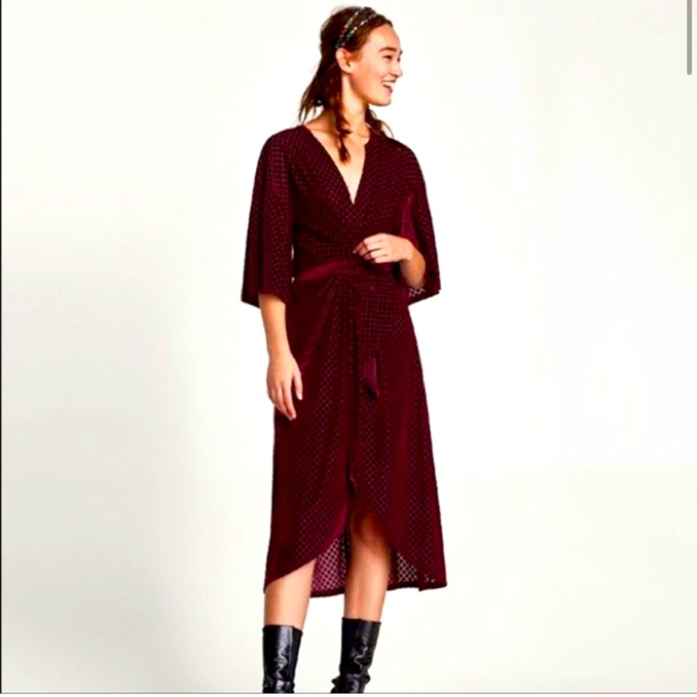 Zara Knotted Velvet Burgundy Diamond Bell semi sheer Sleeve Midi Dress
